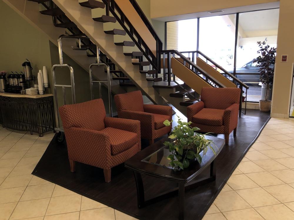 Baymont By Wyndham Kokomo Esterno foto